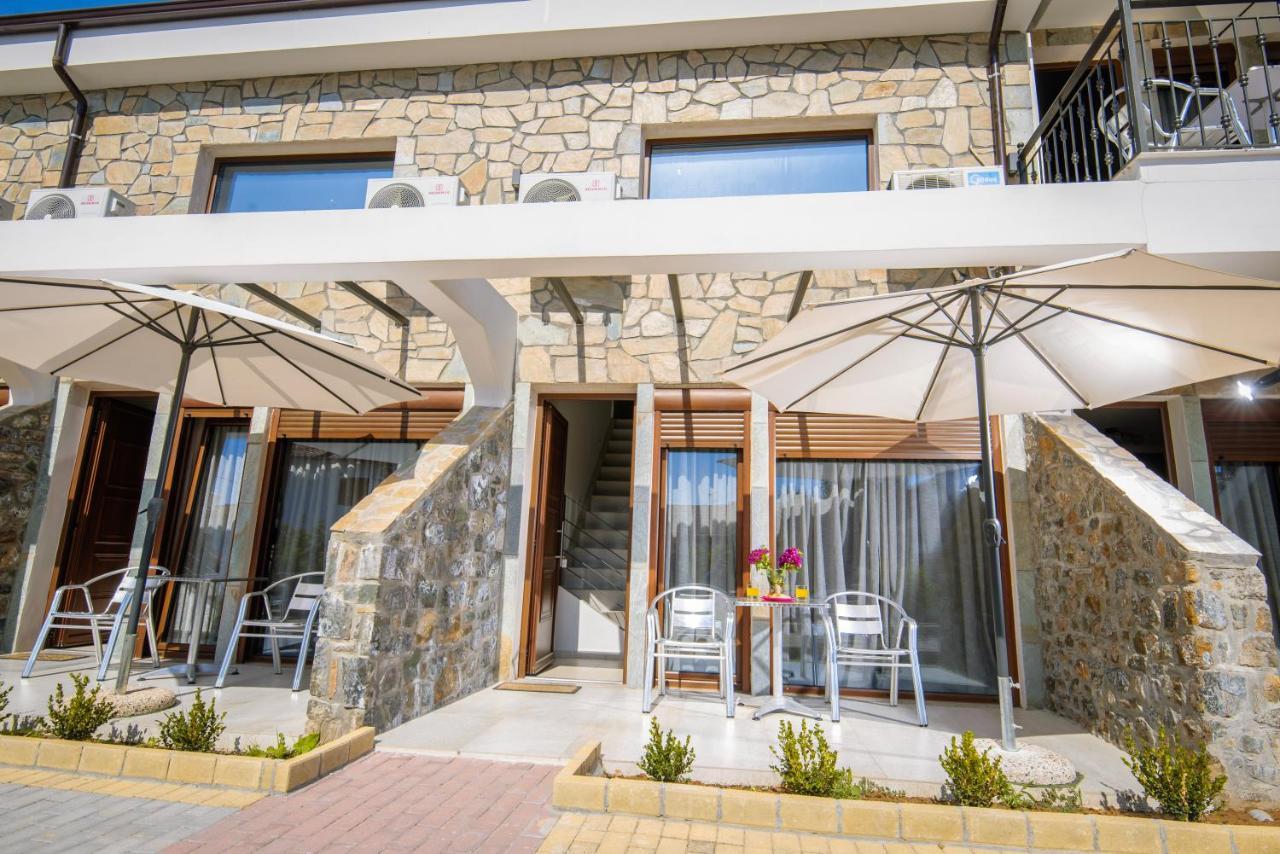 Stone Suites Пефкохори Екстериор снимка