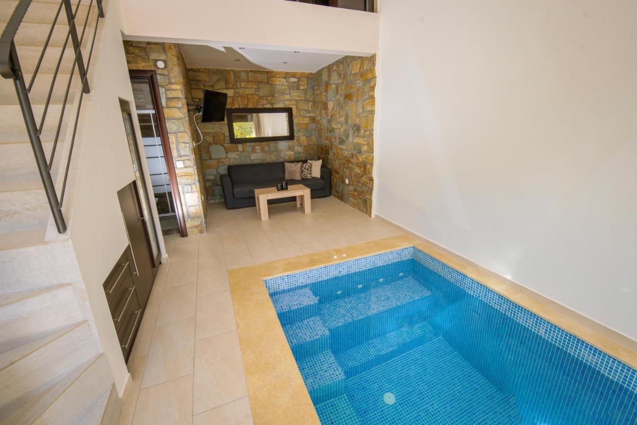 Stone Suites Пефкохори Екстериор снимка